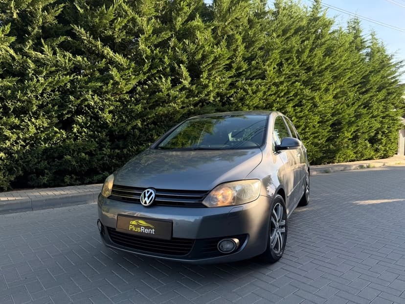 Volkswagen Golf Plus - Chirie Auto Chișinău